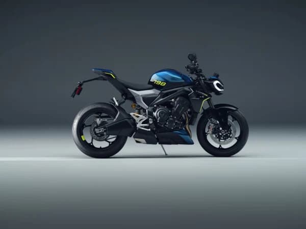 Triumph Street Triple 798 RS pentru anul-model 2027, într-o fotografie oficială de prezentare